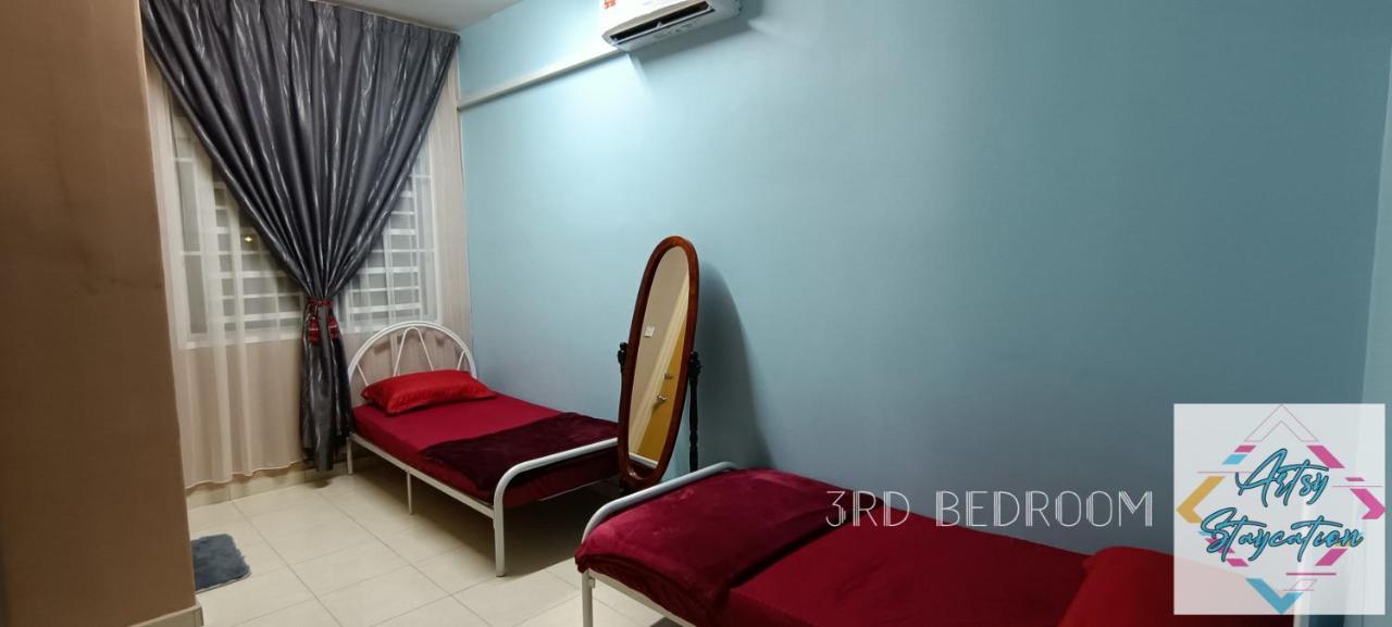Artsy Staycation Malacca Ngoại thất bức ảnh